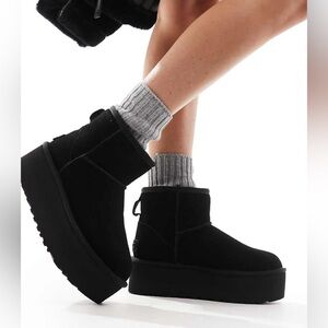 Women’s UGG Classic Mini Platforms